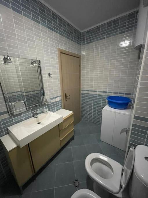 Lovely 2 Bedroom Unit With View Apartment Golem (Tirana)